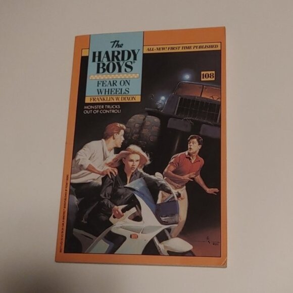 Hardy Boys: Fear on Wheels #108 by Franklin W Dixon - Picture 2 of 5